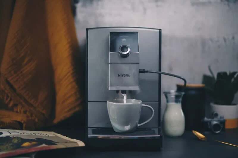 NIVONA NICR 795 Vollautomat Titan/Chrom - Kaffeehimmel Bio-Manufaktur